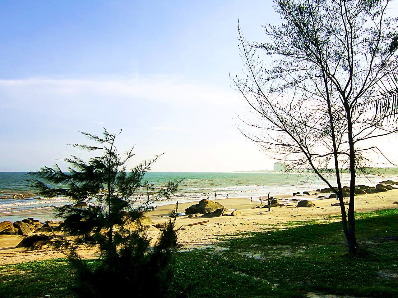 Bờ biển Hồ Cốc