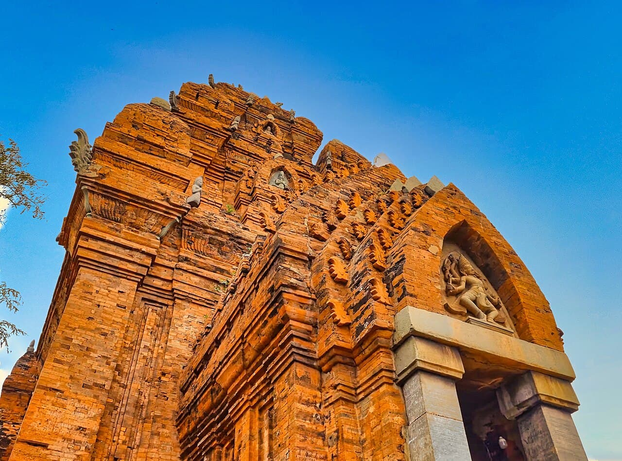 Tháp Chàm Po Klong Garai